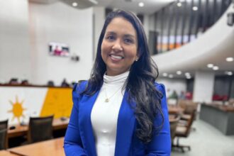 novembro-azul:-lei-de-vanda-monteiro-garante-folga-do-trabalho-para-exames-do-cancer-de-prostata