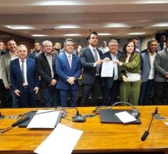 atm-leva-mais-de-50-prefeitos-para-apresentar-demandas-a-bancada:-saude,-transporte-escolar-e-fim-dos-lixoes-dentre-demandas;-veja-detalhes!