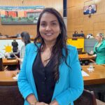 com-voto-favoravel-de-vanda-monteiro,-assembleia-aprova-pccr-da-educacao:-“uma-grande-conquista-para-os-profissionais”