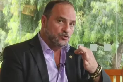 corinthians:-estatuto-gera-tensao,-e-tuma-abandona-reuniao-com-conselheiros