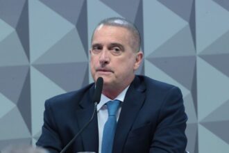 ex-ministro-onyx-lorenzoni-nega-ligacao-com-envolvidos-nas-fraudes-do-inss