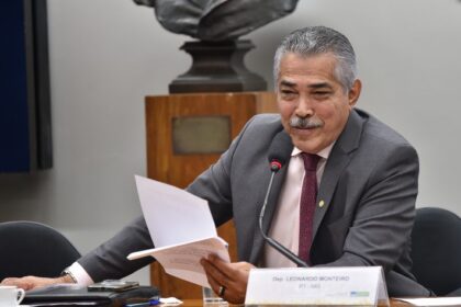 comissoes-debatem-novas-relacoes-de-trabalho-e-o-papel-do-judiciario