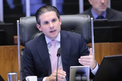 hugo-motta-anuncia-relator-do-projeto-que-cria-marco-legal-do-combate-ao-crime-organizado