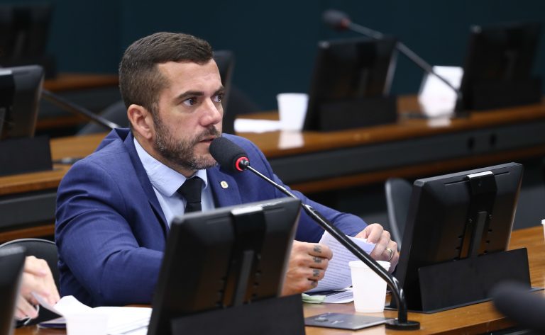 ccj-aprova-criminalizacao-de-uso-de-drones-por-faccoes