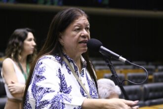 ccj-aprova-prioridade-em-matricula-para-filhos-de-mulheres-vitimas-de-violencia-domestica