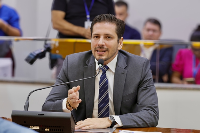 olyntho-garante-investimentos-em-saude,-educacao-e-infraestrutura-na-ldo-2026