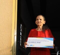 dignidade-a-mais-de-600-familias:-eduardo-siqueira-entrega-certidoes-de-registro-dos-imoveis-da-2a-etapa-do-irma-dulce