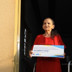 dignidade-a-mais-de-600-familias:-eduardo-siqueira-entrega-certidoes-de-registro-dos-imoveis-da-2a-etapa-do-irma-dulce