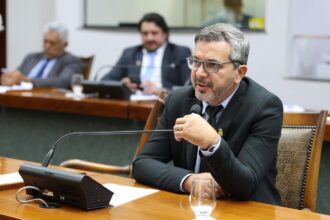 deputado-wiston-gomes-comemora-19-emendas-aprovadas-na-ldo