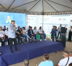 palmas-lanca-programa-que-reune-quase-2-mil-curriculos-e-prefeito-afirma:-“o-emprego-e-o-melhor-programa-social-que-existe”