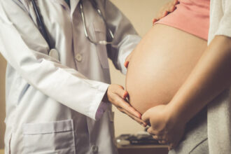 vanda-monteiro-apresenta-projeto-de-lei-que-cria-politica-estadual-“gestante-ativa”-no-tocantins