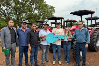 deputado-moisemar-prestigia-entrega-de-maquinarios-e-veiculos-para-municipios-atraves-da-codevasf