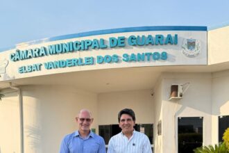 junior-geo-e-vereador-delegado-carrasco-fortalecem-parceria-em-apoio-a-familias-atipicas-de-guarai