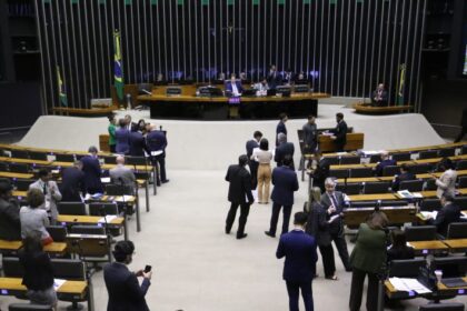 camara-aprova-projeto-que-permite-registro-de-transmissao-de-bens-entre-concessionarias-de-energia