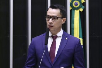 comissao-aprova-prioridade-em-capacitacao-para-cuidadores-de-pessoas-com-deficiencia