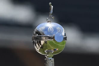 finais-da-libertadores-e-sul-americana-terao-impedimento-semiautomatico