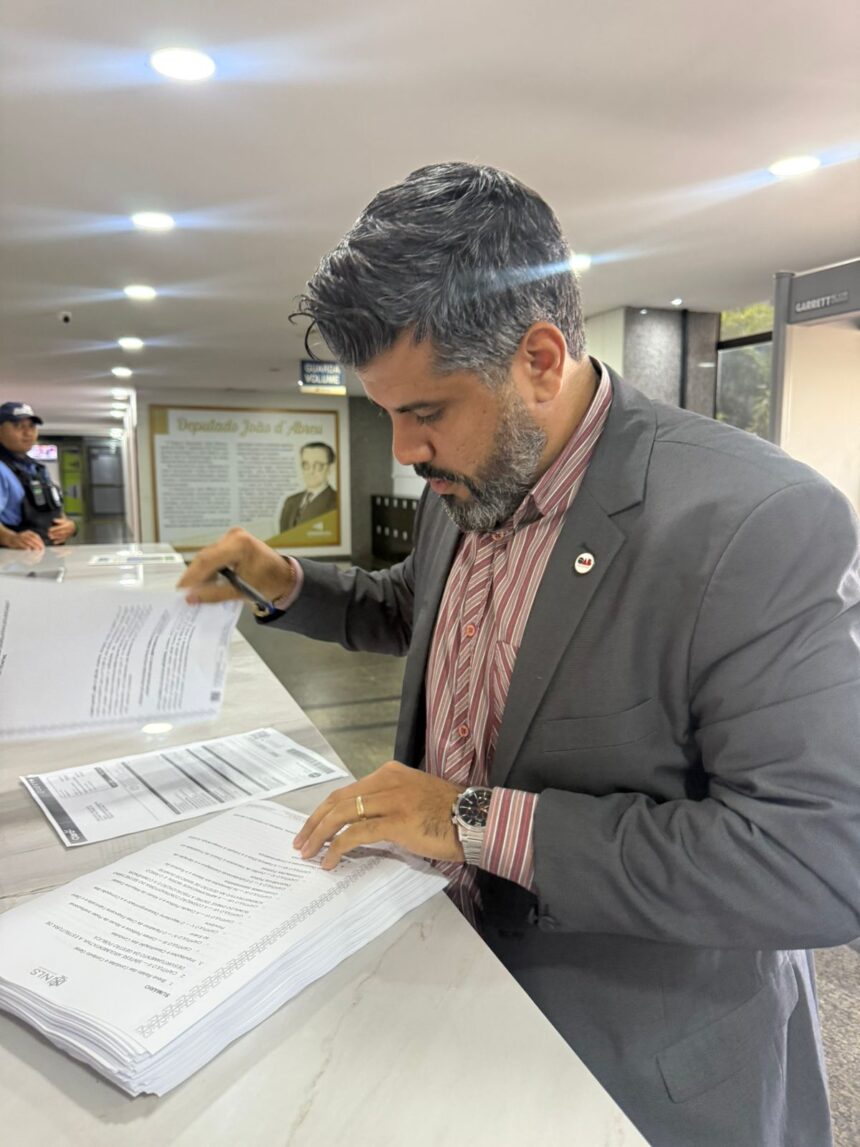 advogado-de-araguaina-recua-e-oficializa-retirada-de-pedido-de-impeachment-contra-laurez:-“resolvi-deixar-essa-guerra-que-nao-me-pertence” 