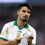 flaco-lopez-embarca-para-o-brasil-e-reforca-o-palmeiras-contra-o-santos