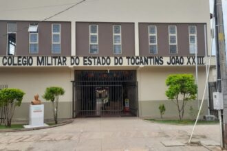 pais,-alunos-e-servidores-querem-saber-situacao-de-predio-escolar-que-teto-desabou;-governo-se-manifesta-a-gazeta