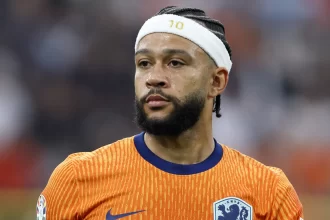 memphis-marca,-holanda-empata-com-polonia-e-encaminha-vaga-direta-na-copa