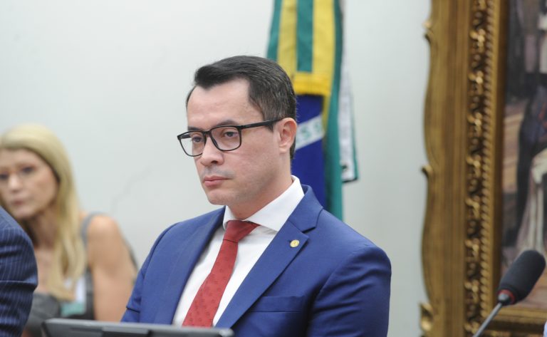 lei-amplia-diagnostico-de-autismo-para-adultos-e-idosos