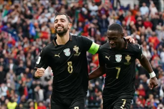 ataque-deslancha-sem-cristiano-ronaldo,-portugal-faz-9-na-armenia-e-garante-vaga-na-copa