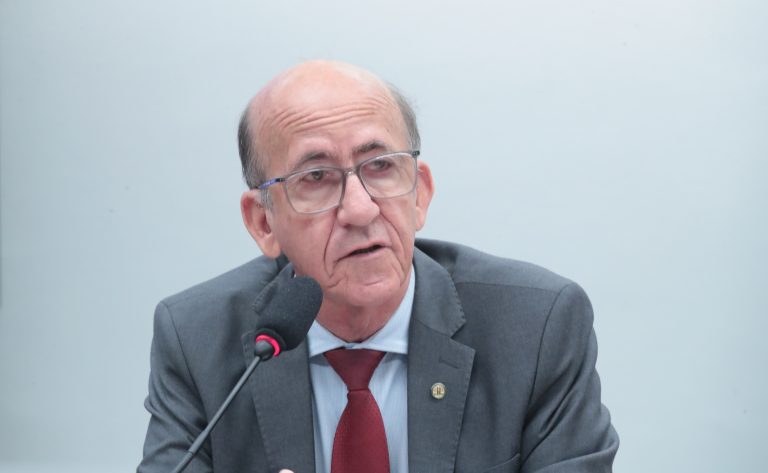 comissao-aprova-diretrizes-para-transporte-de-animais-de-estimacao-em-carros-de-aplicativo