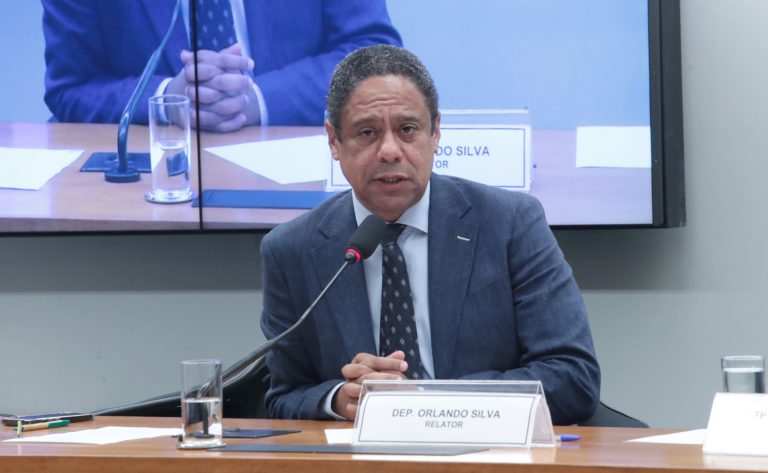 comissao-especial-vota-parecer-sobre-criacao-do-fundo-nacional-da-igualdade-racial