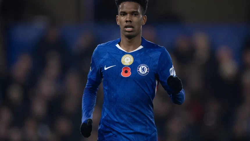 torcedores-do-chelsea-‘celebram’-ausencia-de-estevao-em-vitoria-no-ingles