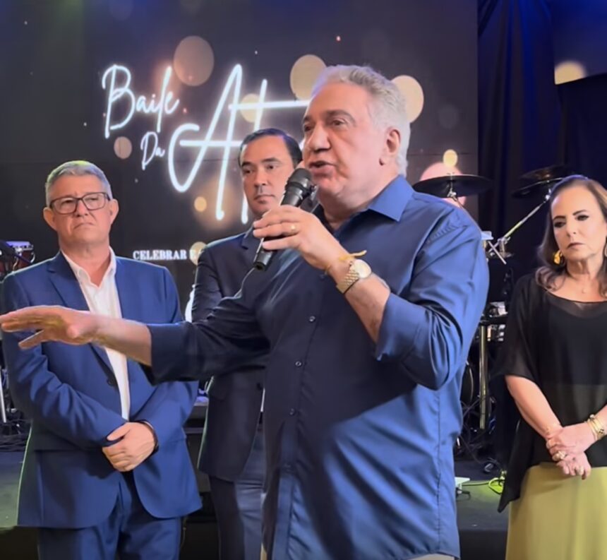 no-baile-da-atm:-laurez-anuncia-projeto-de-governo-itinerante,-promete-r$-3-milhoes-para-cada-cidade-e-diz-a-prefeitos:-“quero-parceria-independente-de-posicoes-politicas”