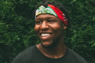 lutador-americano-de-31-anos-morre-em-evento-de-mma-apos-colapso-no-ringue