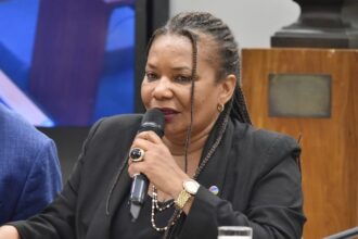 ministra-destaca-importancia-da-participacao-popular-na-elaboracao-do-novo-plano-nacional-de-cultura