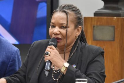 ministra-destaca-importancia-da-participacao-popular-na-elaboracao-do-novo-plano-nacional-de-cultura