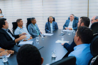 governador-laurez-moreira-recebe-prefeitos-do-jalapao-e-anuncia-projeto-da-to-110-para-interligar-o-tocantins-ao-maranhao