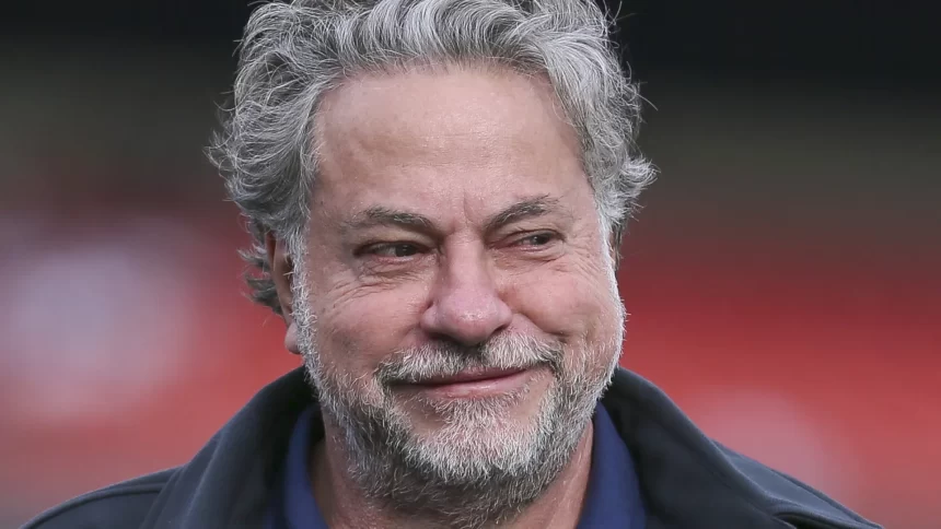 ‘seria-melhor-ele-focar-nas-questoes-dele’:-diz-casares-sobre-abel-ferreira