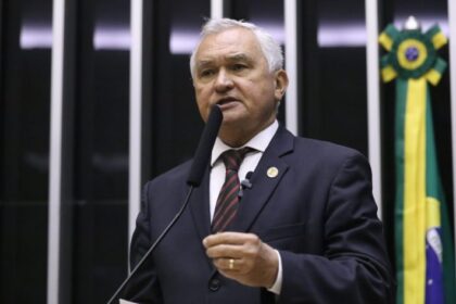 camara-aprova-projeto-que-autoriza-governo-a-doar-helicopteros-antigos-ao-paraguai-e-ao-uruguai