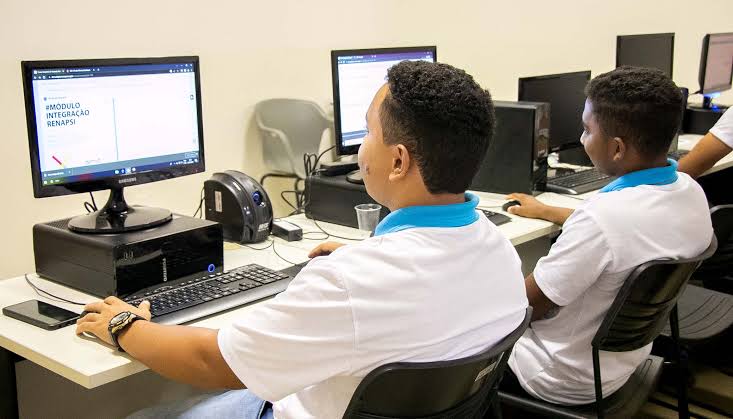 substituicao-do-projovem:-empresa-se-manifesta-apos-anuncio-do-governo-e-diz-que-1,6-mil-jovens-serao-desligados 