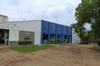 leo-barbosa-destina-r$-200-mil-para-aquisicao-de-novos-equipamentos-para-a-apae-de-palmas