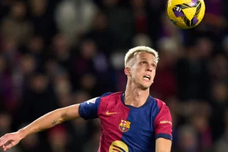 de-virada,-barcelona-vence-alaves-e-assume-lideranca-provisoria-no-espanhol