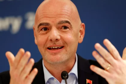 presidente-da-fifa-parabeniza-flamengo-pelo-titulo-e-ja-cita-o-mundial-de-clubes-de-2029