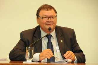 ex-senador-jose-bonifacio-morre-apos-sofrer-acidente-de-carro-e-ficar-quatro-dias-internado