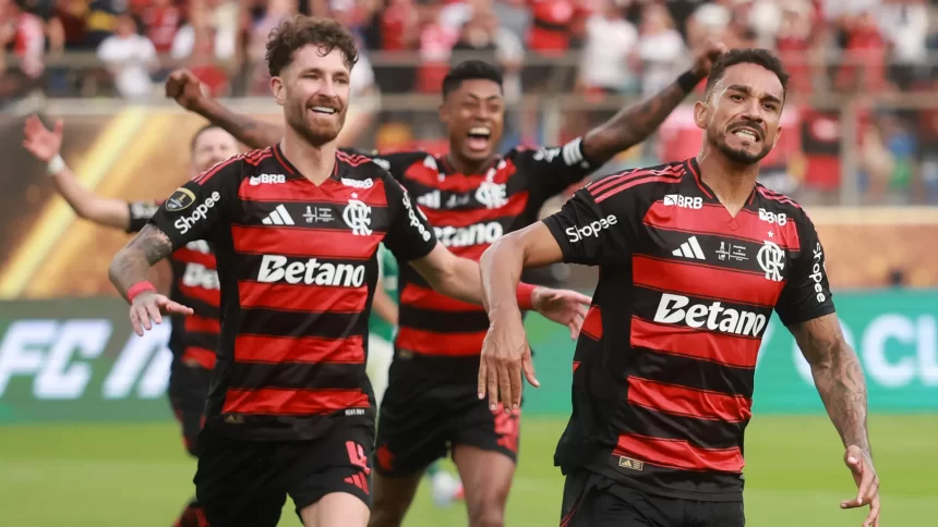 danilo-soube-que-jogaria-na-prelecao-e-se-inspirou-em-lema-popular-do-flamengo