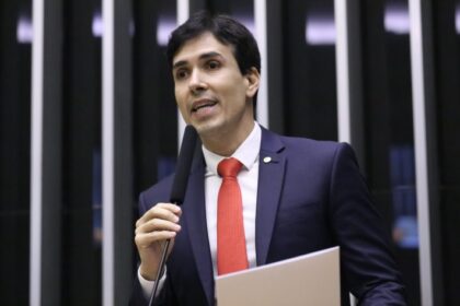 camara-aprova-isencao-de-ipva-para-veiculos-com-mais-de-20-anos