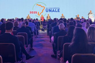 delegacao-de-deputados-do-tocantins-discute-conectividade-e-inovacao-na-28a-conferencia-da-unale