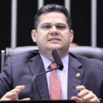 alcolumbre-diz-que-pedira-parecer-juridico-da-camara-e-do-senado-sobre-decisao-de-gilmar-mendes