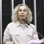 comissao-aprova-obrigatoriedade-de-exame-pre-operatorio-antes-de-procedimentos-esteticos