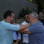 reencontro-de-wanderlei-e-amelio-teve-“abraco-encomendado”-pelo-saudoso-antonio-do-bar-e-reciprocidade-de-amizade-e-parceria 