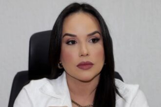 com-wanderlei-de-volta,-katia-chaves-assume-chefia-de-gabinete-do-governo-do-tocantins