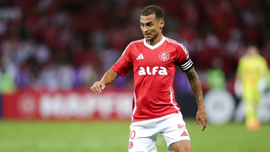 internacional-‘joga-a-vida’-contra-o-red-bull-bragantino-no-beira-rio-para-evitar-rebaixamento
