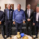 vice-presidente-do-senado,-eduardo-gomes-conversa-com-representantes-da-industria-do-cinema-avancos-no-projeto-que-regulamenta-o-streaming-no-brasil